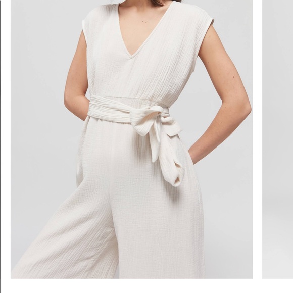 Urban Outfitters Sarafina Jumpsuit XS - Picture 4 of 9